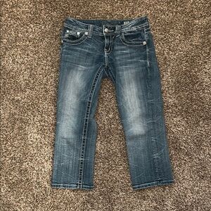 Miss Me Woman’s Capris